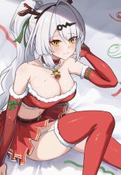 yixuan_(zenless_zone_zero), christmas, zenless_zone_zero, alternate_breast_size_(larger), bandeau