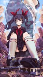 onkinky, city, destruction, from_below, giantess