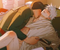 hatake_kakashi, might_guy, naruto_(series), 2boys, arm_around_neck